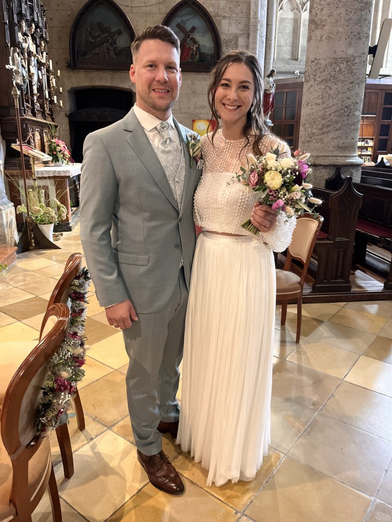 Feels Like I'm Falling In Love – Kirche Bad Hall